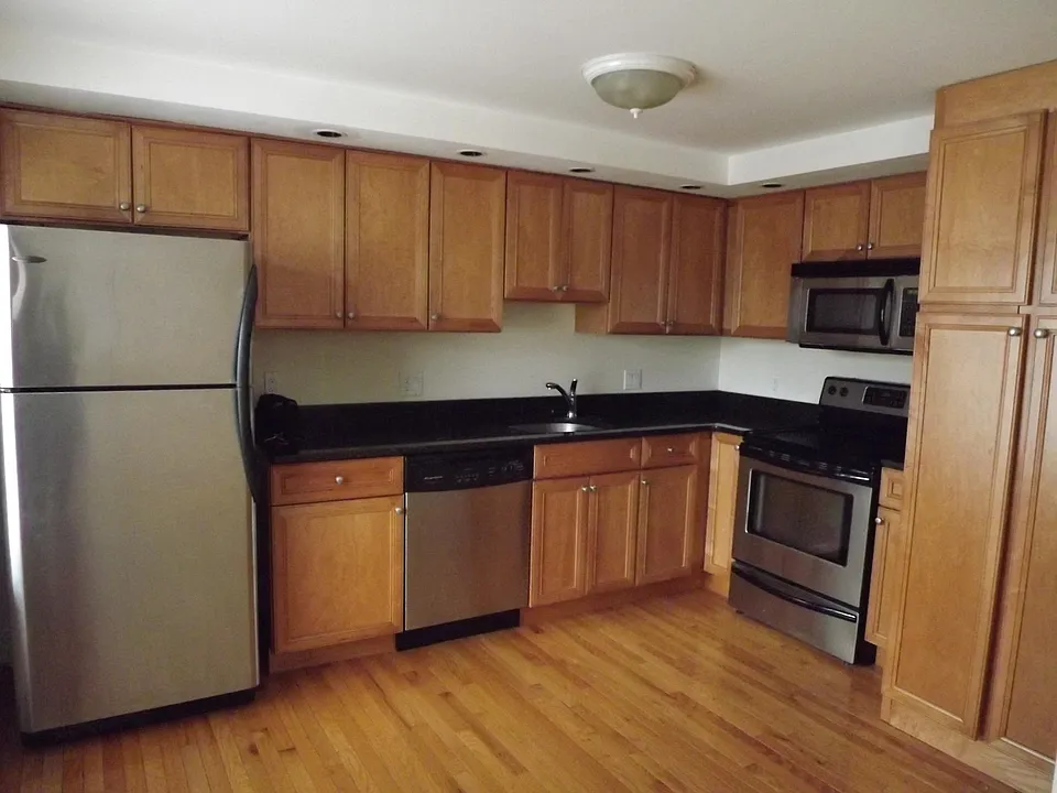88 Delmont Ave #C