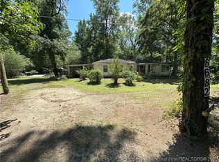 6682 Goldsboro Rd, Wade, NC 28395