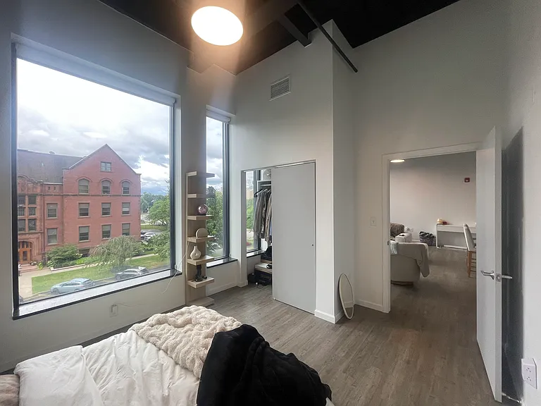 50 Prince Apartments — Photo 15