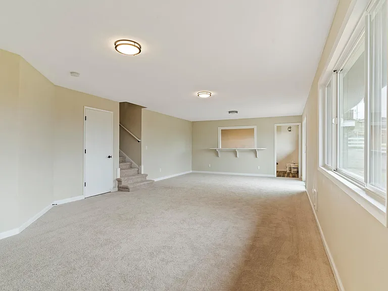 2615 E McLoughlin Blvd — Photo 20