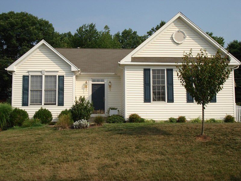 1st image of 1121 Kearns Ct