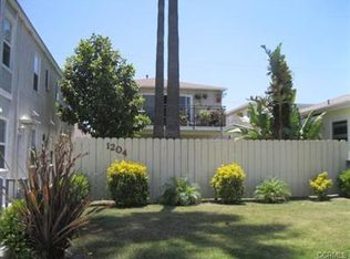 1204 Ocean Ave, Seal Beach, CA 90740