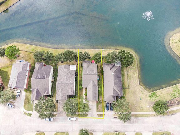 5th image of 11423 Ryan Manor Dr