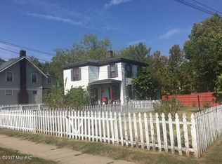 706 W Kalamazoo Ave, Kalamazoo, MI 49007