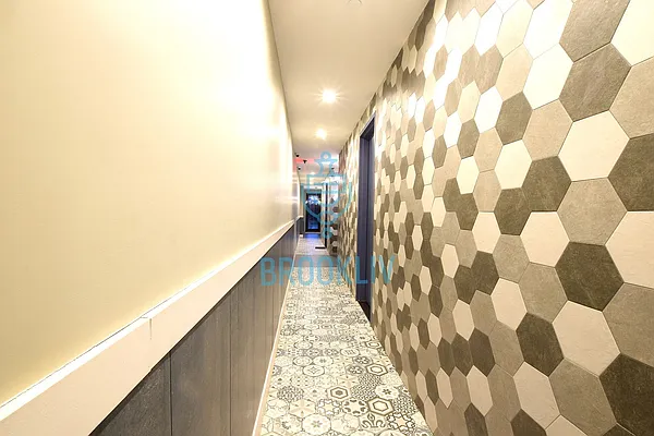 Rented by null | media 27