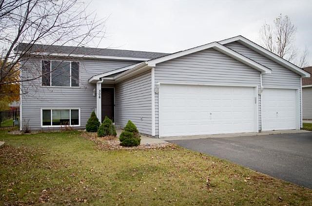 1st image of 306 Braeburn Dr