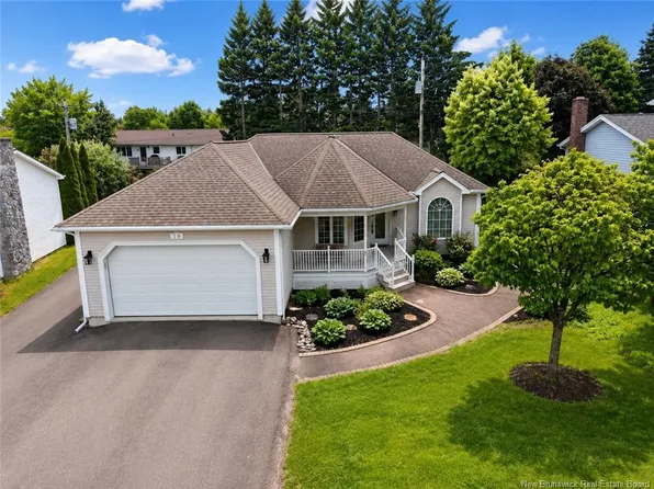 50 Lavender Ln, Moncton, NB E1G 1T6