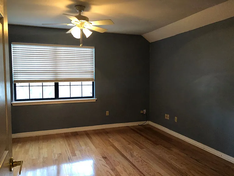 10114 Village Green Dr — Photo 10