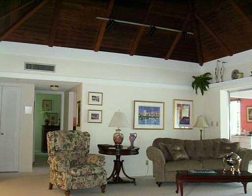 2nd image of 5002 Banyan Ln