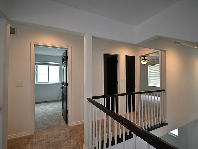 11863 E 118th Pl — Photo 3