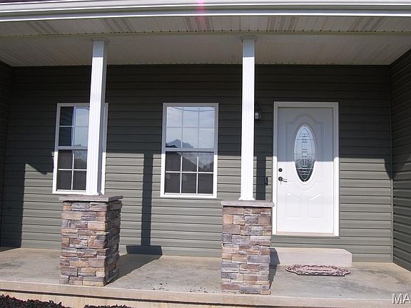 2nd image of 1002 E Donna Dr