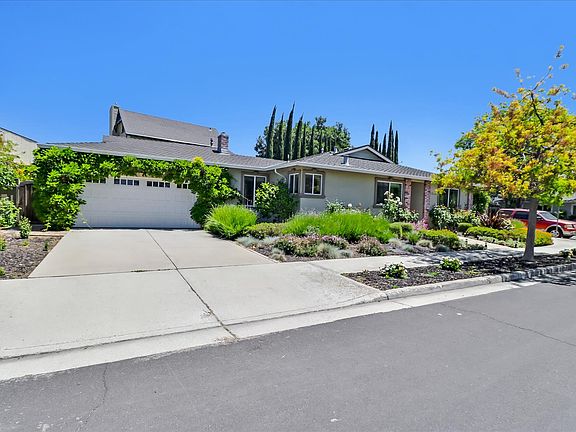 3rd image of 1326 Peggy Ct
