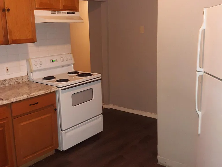 35 Washington St #3 — Photo 14