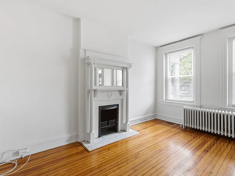 2425 W Main St — Photo 21