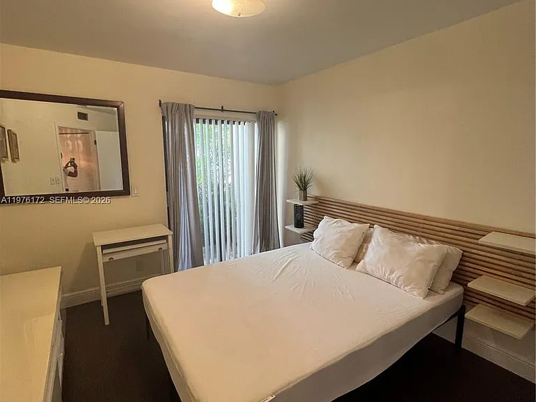 5533 Courtyard Dr #5533 — Photo 9