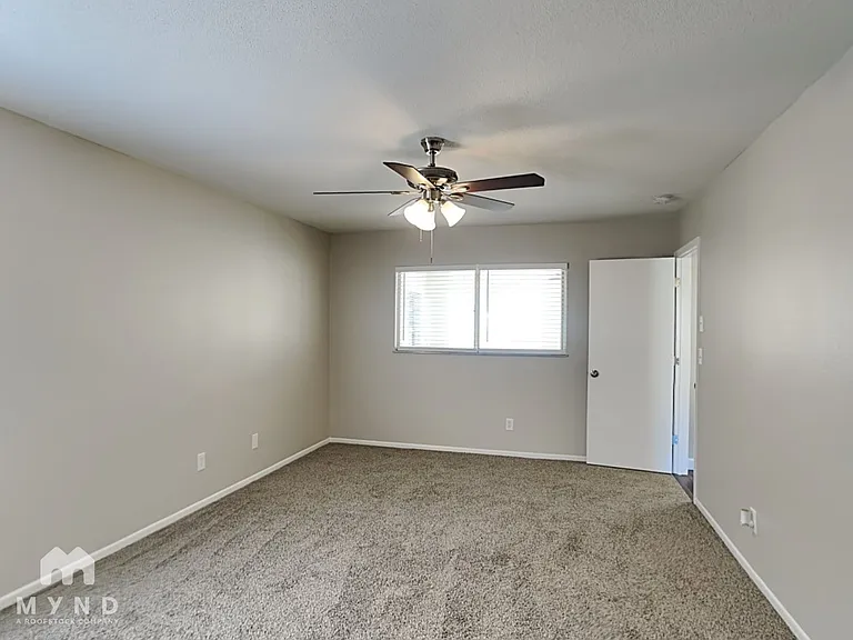 5061 Elwood Rd — Photo 8