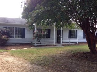 6842 Cedar Lake Dr, Gloucester, VA 23061