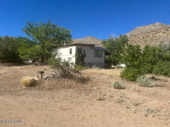 147 Shetler Dr, Coleville, CA 96107