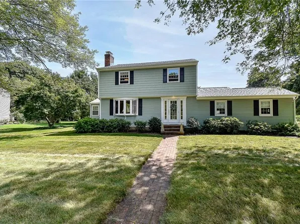 47 Shady Cove Rd, North Kingstown, RI 02852
