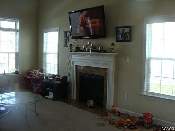 4th image of 112 William Ross Ln