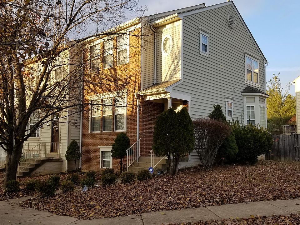 1st image of 3288 Gina Pl