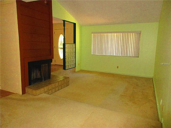 3rd image of 1060 Sonoma Ct