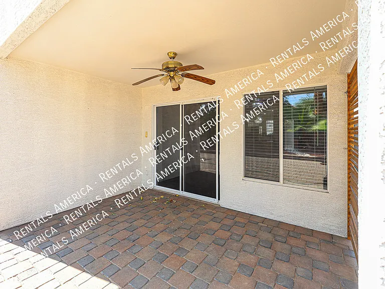 15428 W Mauna Loa Ln — Photo 34