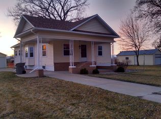 1020 Van Buren Ave, Central City, NE 68826