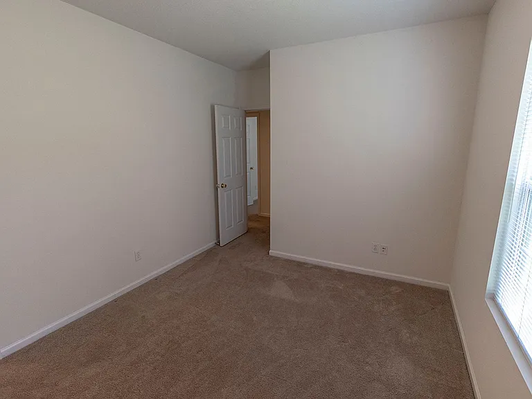 3334 Saint Charles Rd — Photo 26