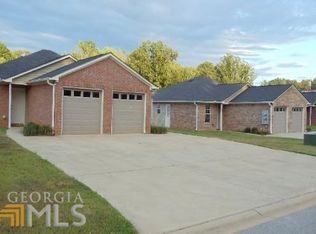 233 McAdams Dr, Tallapoosa, GA 30176