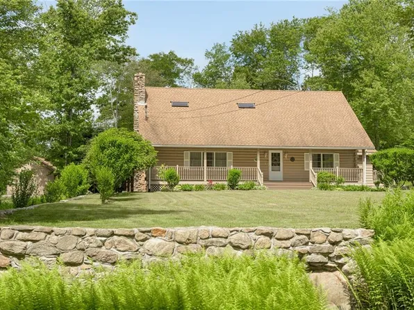 256 Woodville Rd, Ashaway, RI 02804