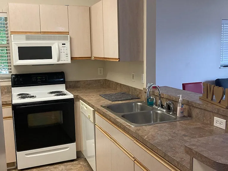 2050 Oleander Blvd #11-208 — Photo 4