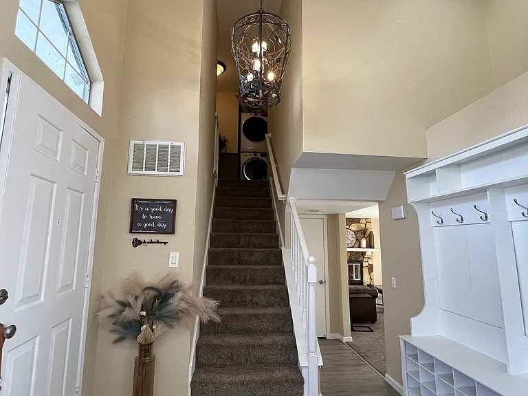 641 Cordelia Cir — Photo 9