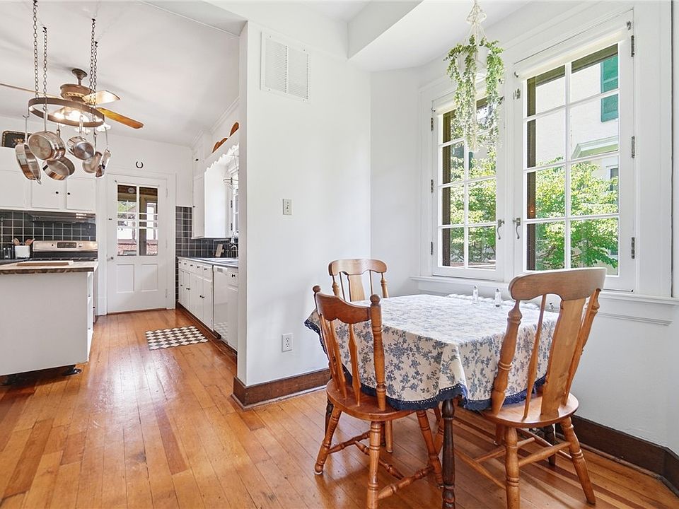 22nd image of 505 E Linden Ave