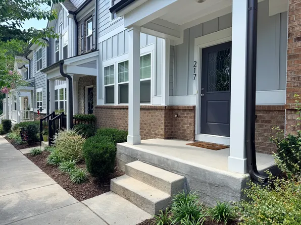 217 Truss Bridge St, Fuquay Varina, NC 27526