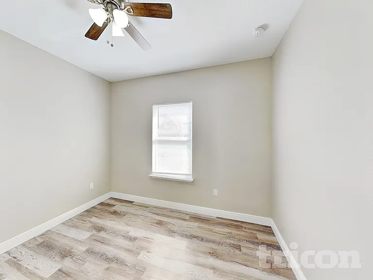 1249 Sargent St — Photo 11