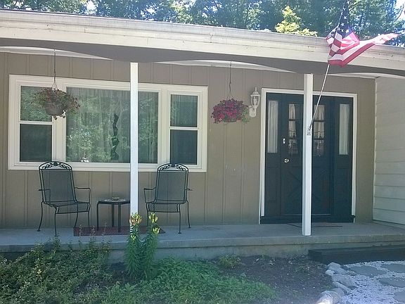 Front porch to relax on!!