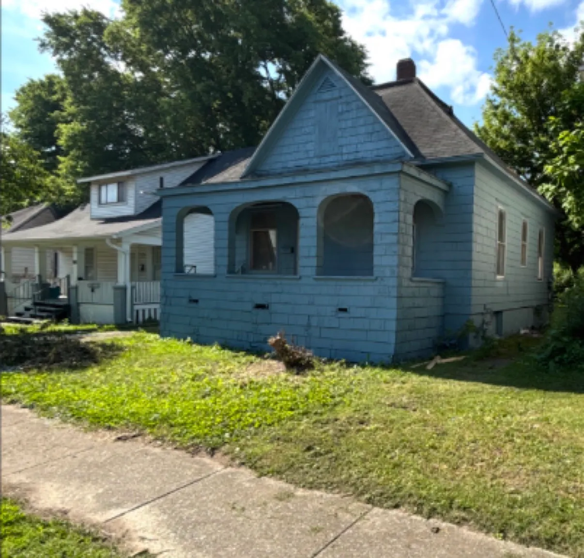 2 bed, 100 sqft, $865 — Photo 1