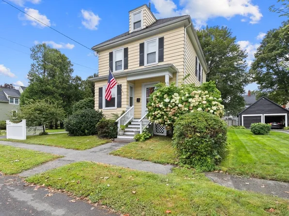 53 Haseltine St, Haverhill, MA 01835