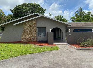99 Akron Rd, Lake Worth, FL 33467