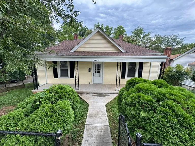 2825 Triangle Pl — Photo 1