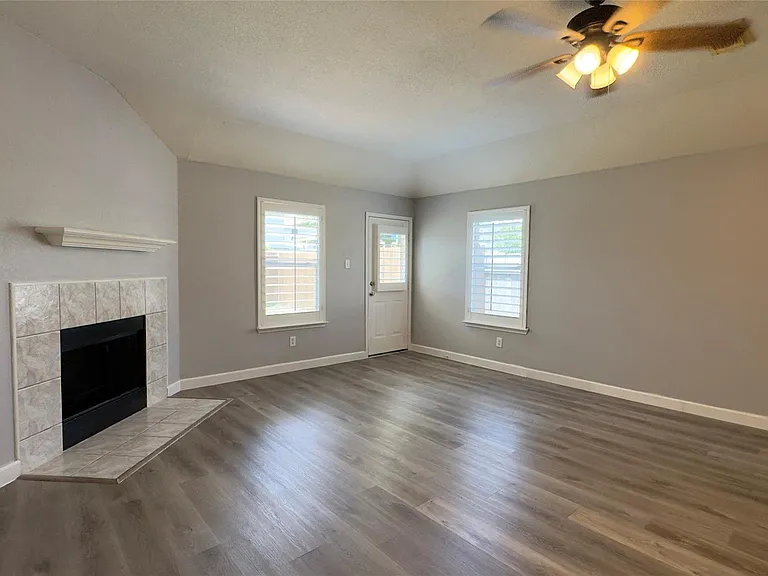 6002 Stirring Winds Ln — Photo 17