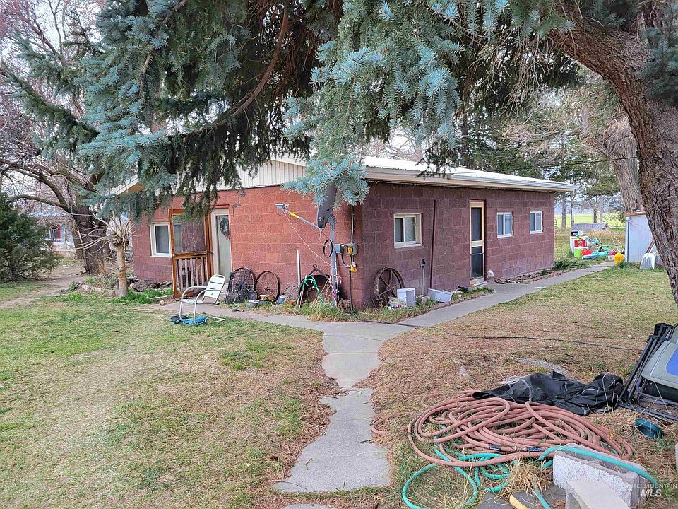 1st image of 377 S Davis Rd