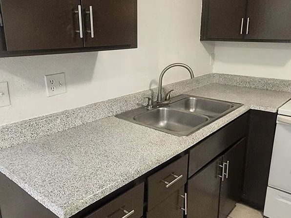 6702 N 17th Ave #118