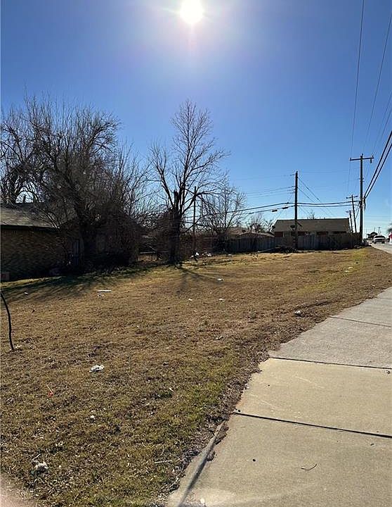 2nd image of 4444 NW 14th St #23&24