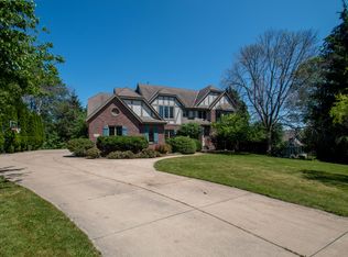 3210 Brehon Ct, Brookfield, WI 53005
