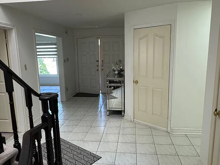 99 Scarboro Ave — Photo 9