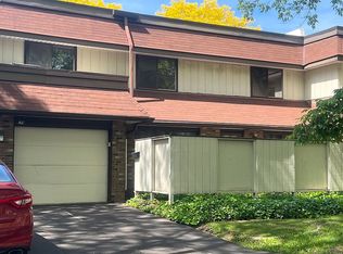 9956 Johnnycake Ridge Rd #5, Concord Township, OH 44077