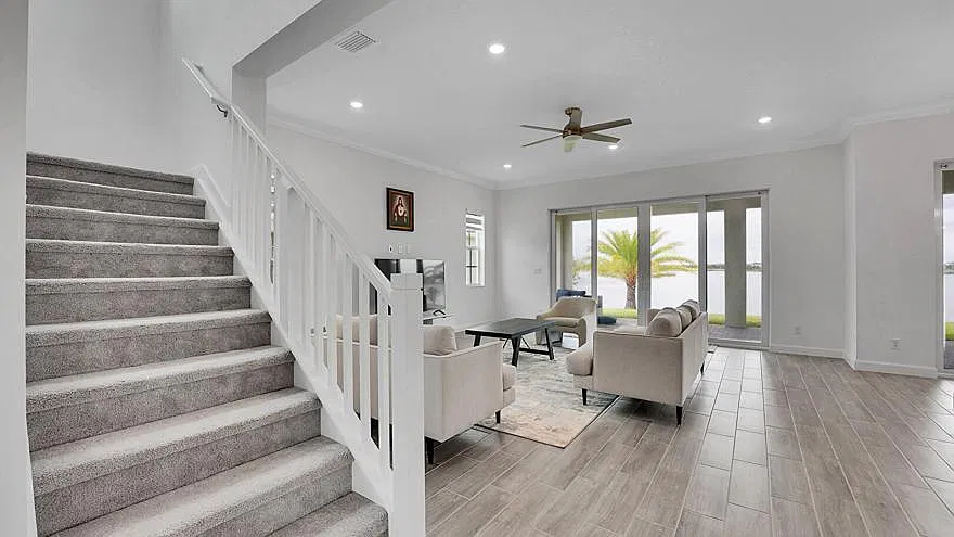 5 bed, 4.5 bath, 4012 sqft, $7,000 — Photo 4