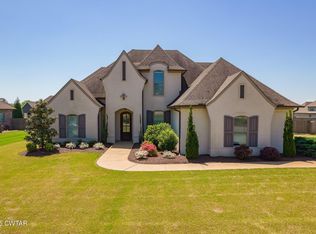 42 Cheddleton Dr, Jackson, TN 38305